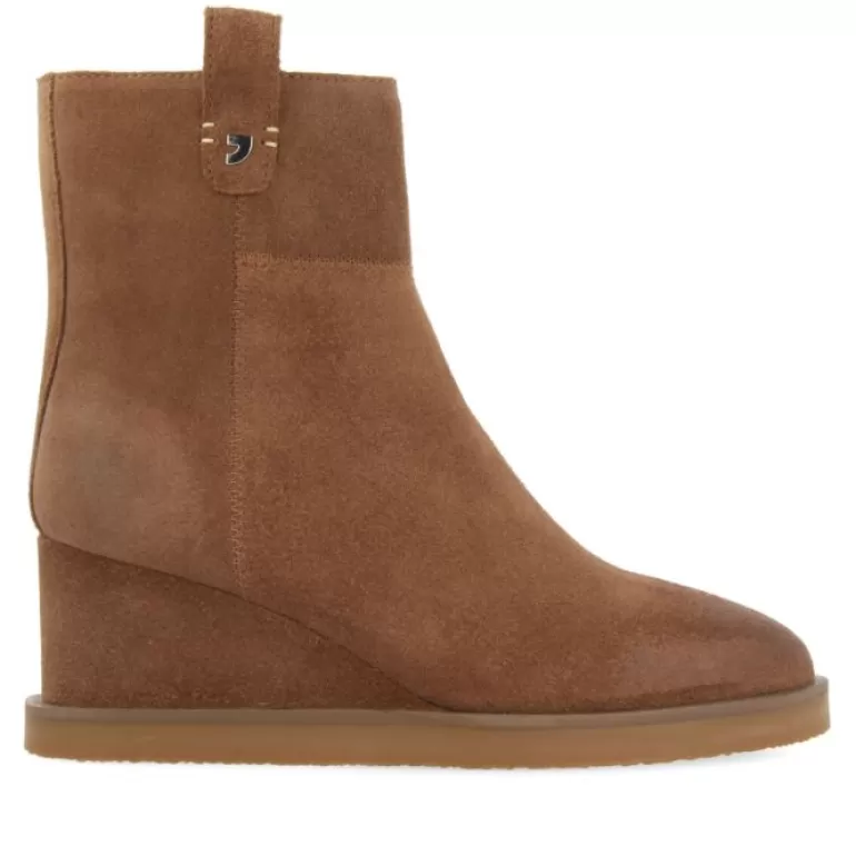 Gioseppo Boots & Ankle Boots*Doland Women'S Taupe Split-Suede Ankle Boots With Wedges