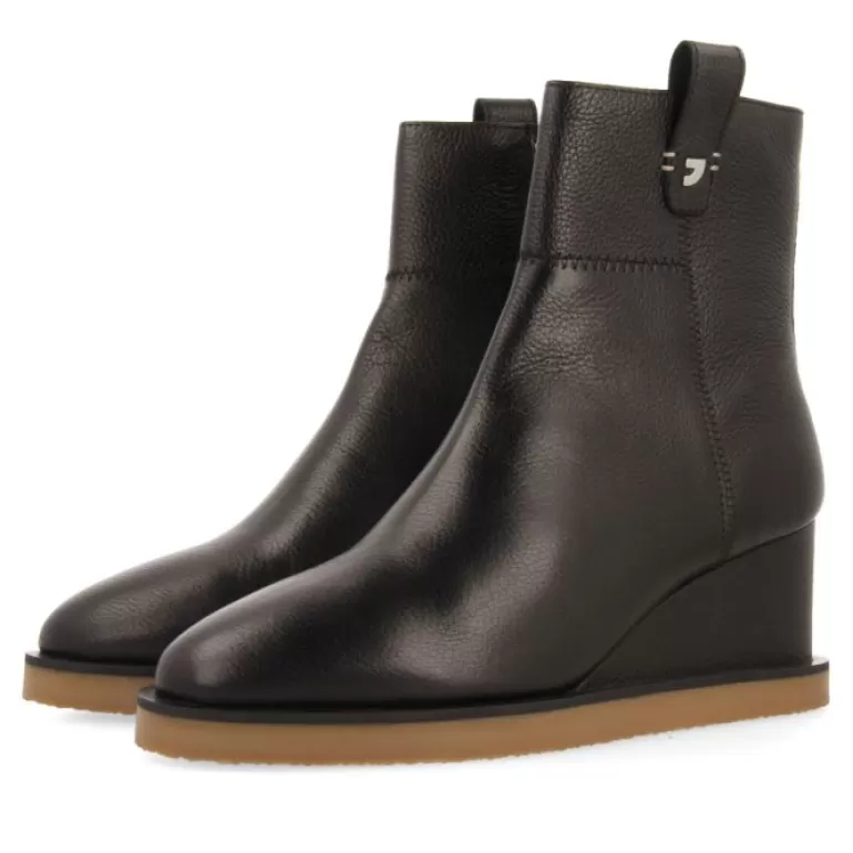 Gioseppo Boots & Ankle Boots*Glamis Women'S Black Leather Ankle Boots With Wedges