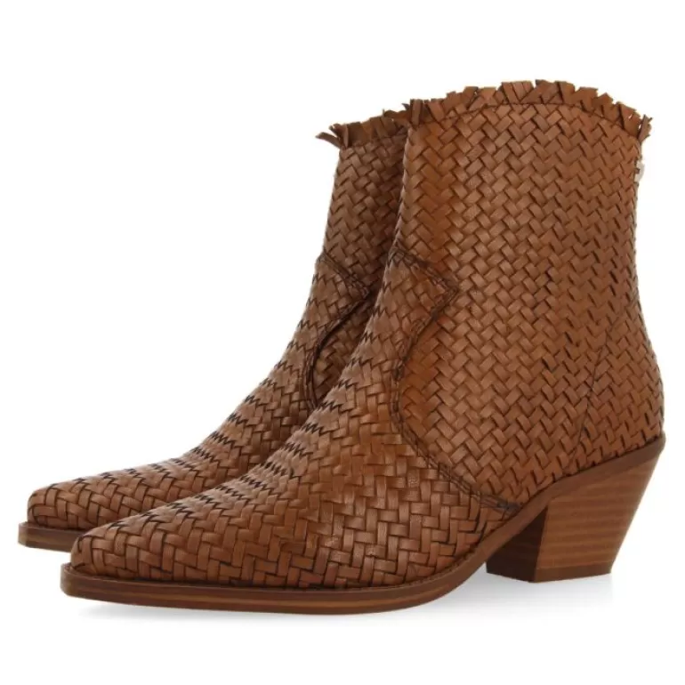 Gioseppo Boots & Ankle Boots*Kokkola Women'S Tan Braided Leather Cowboy Boots