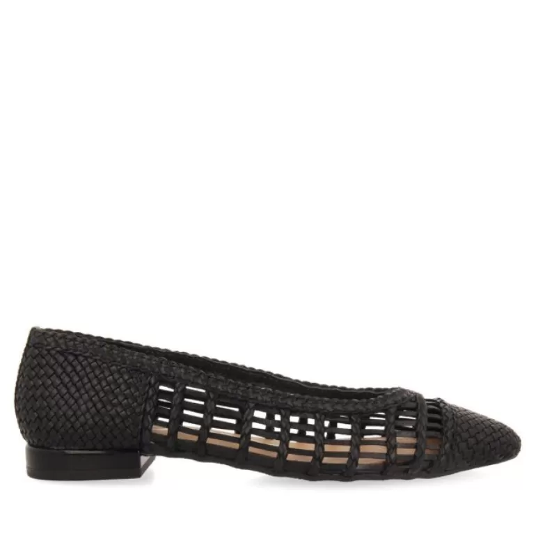 Gioseppo Ballet Pumps*Sagada Women'S Black Braided Leather Ballet Flats With Tie