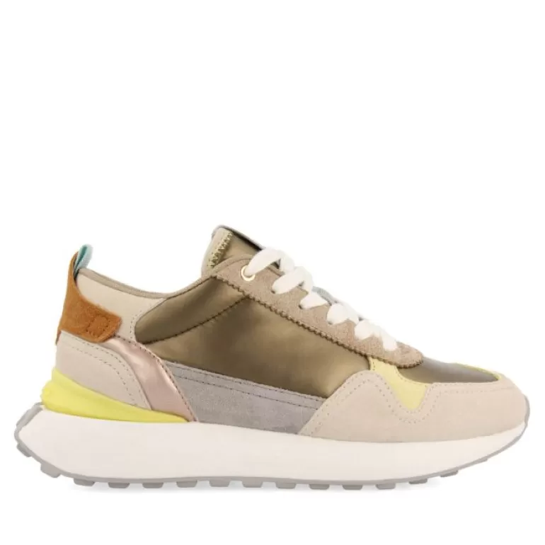 Gioseppo Sneakers*Selkirk Women'S Gold Retro Sneakers With Details
